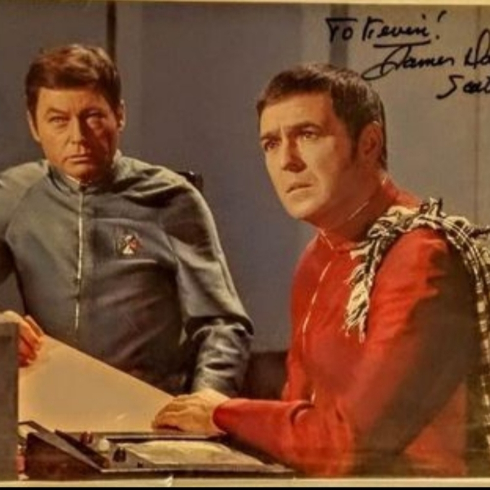 Autographed James Doohan 8x10 Photo Star Trek The Original Series.